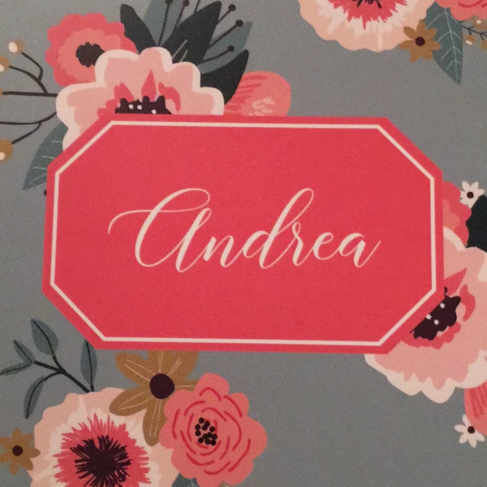 Meet your Posher, Andrea